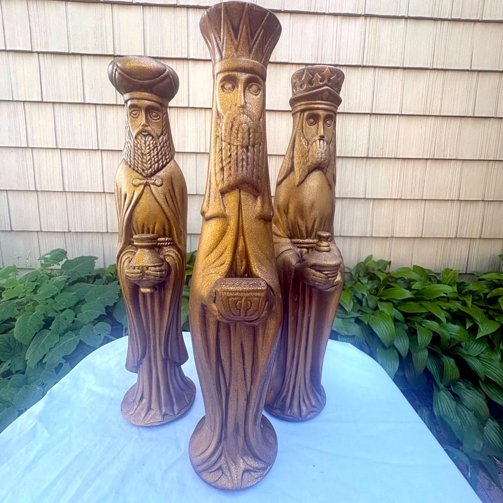 Vintage Three Wisemen Ceramic Hobbiest Gold MCM Christmas Decor